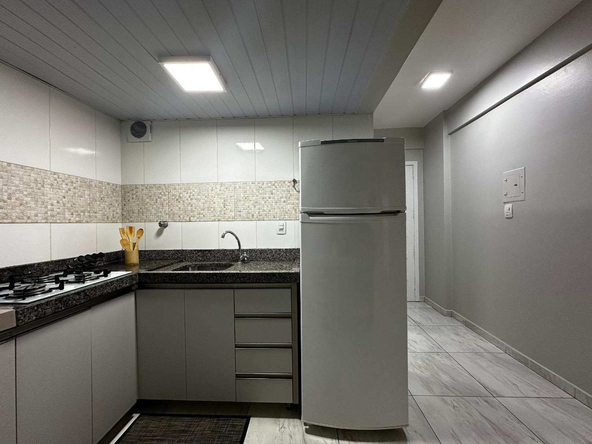 Ma01- Kitnet Com Ar | Vista Big Wheel | Garagem Apartment Balneário Camboriú Exterior foto