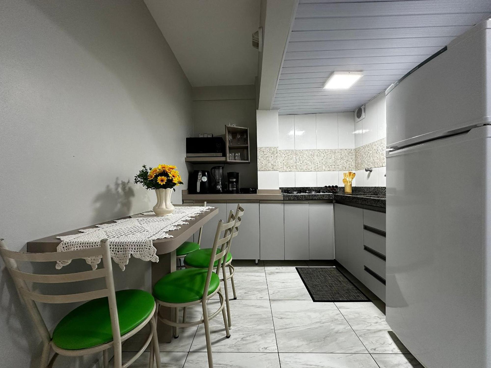 Ma01- Kitnet Com Ar | Vista Big Wheel | Garagem Apartment Balneário Camboriú Exterior foto